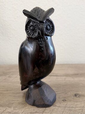 Hand Carved Dark Wood MCM Owl Figurine Statue Sculpture Folk Art 7” Boho
